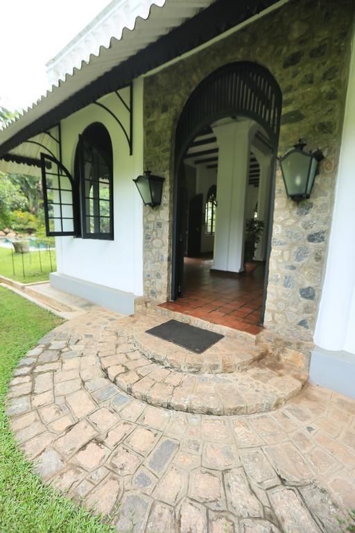 Horathapola Estate Otel Marawila Dış mekan fotoğraf